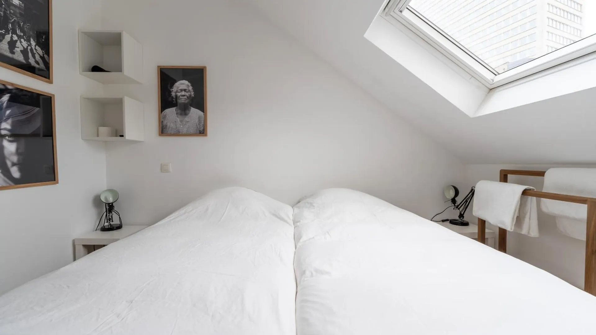 6 Bedroom House With Private Bathrooms In Bxl Downtown Brüsszel Belgium