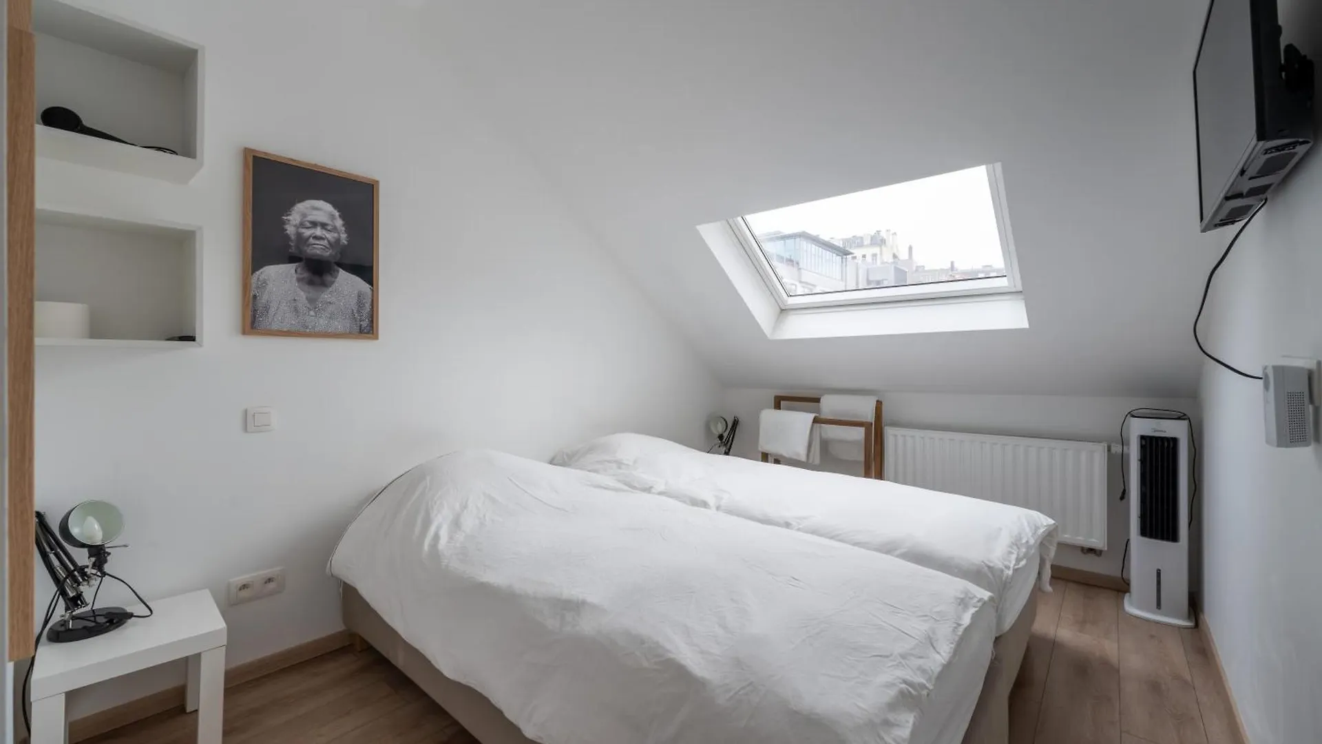 شقة 6 Bedroom House With Private Bathrooms In Bxl Downtown بروكسل